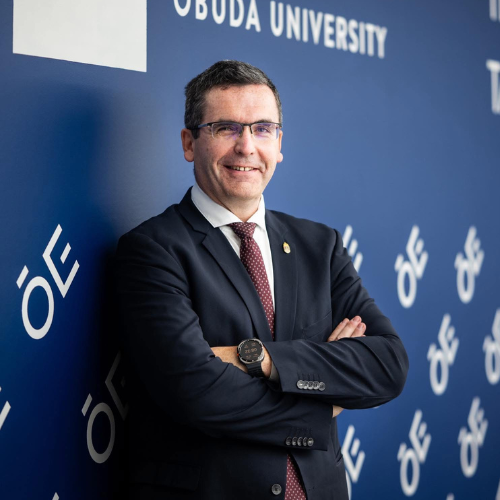 Prof. Dr. Levente Kovács